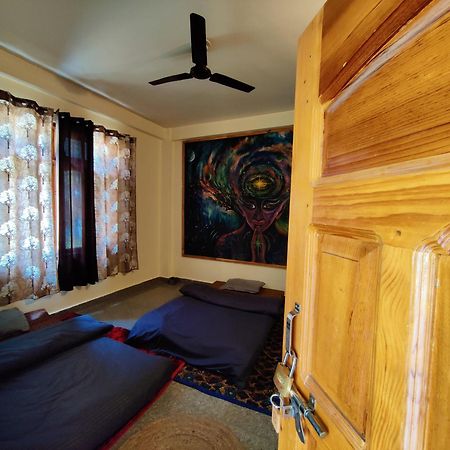 Отель Flipsyde Retreat Касоль Экстерьер фото