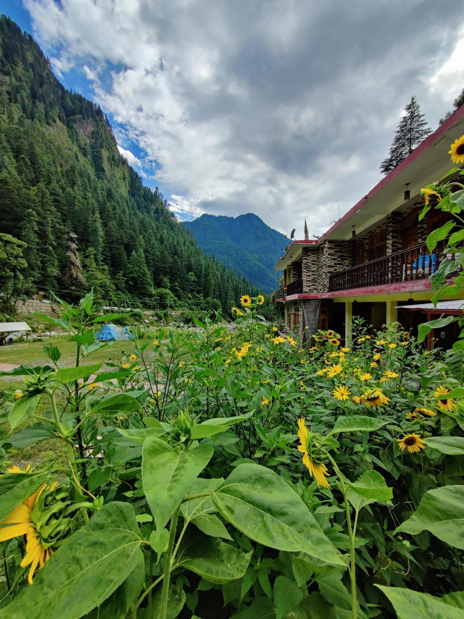 Отель Flipsyde Retreat Касоль Экстерьер фото