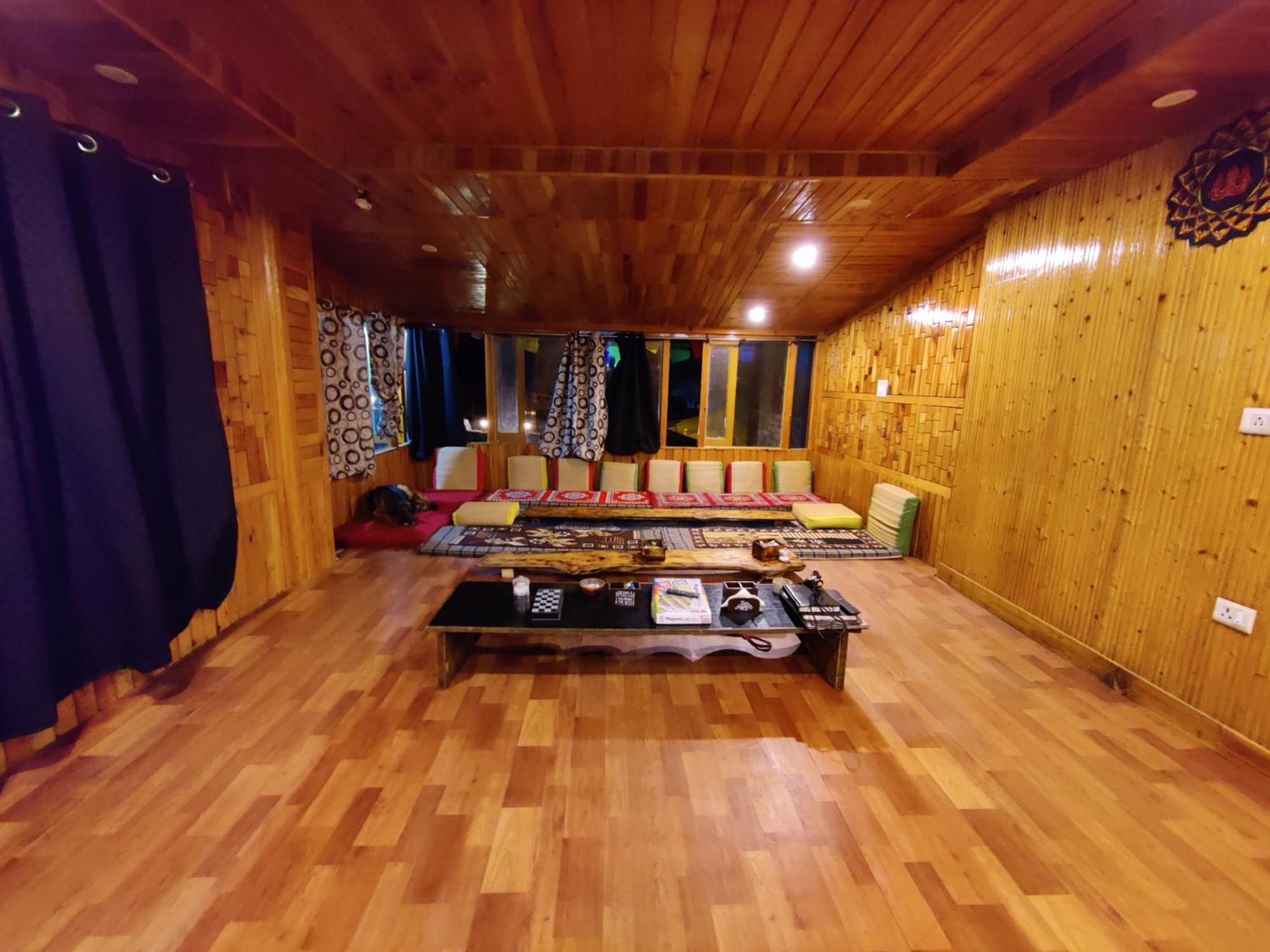 Отель Flipsyde Retreat Касоль Экстерьер фото