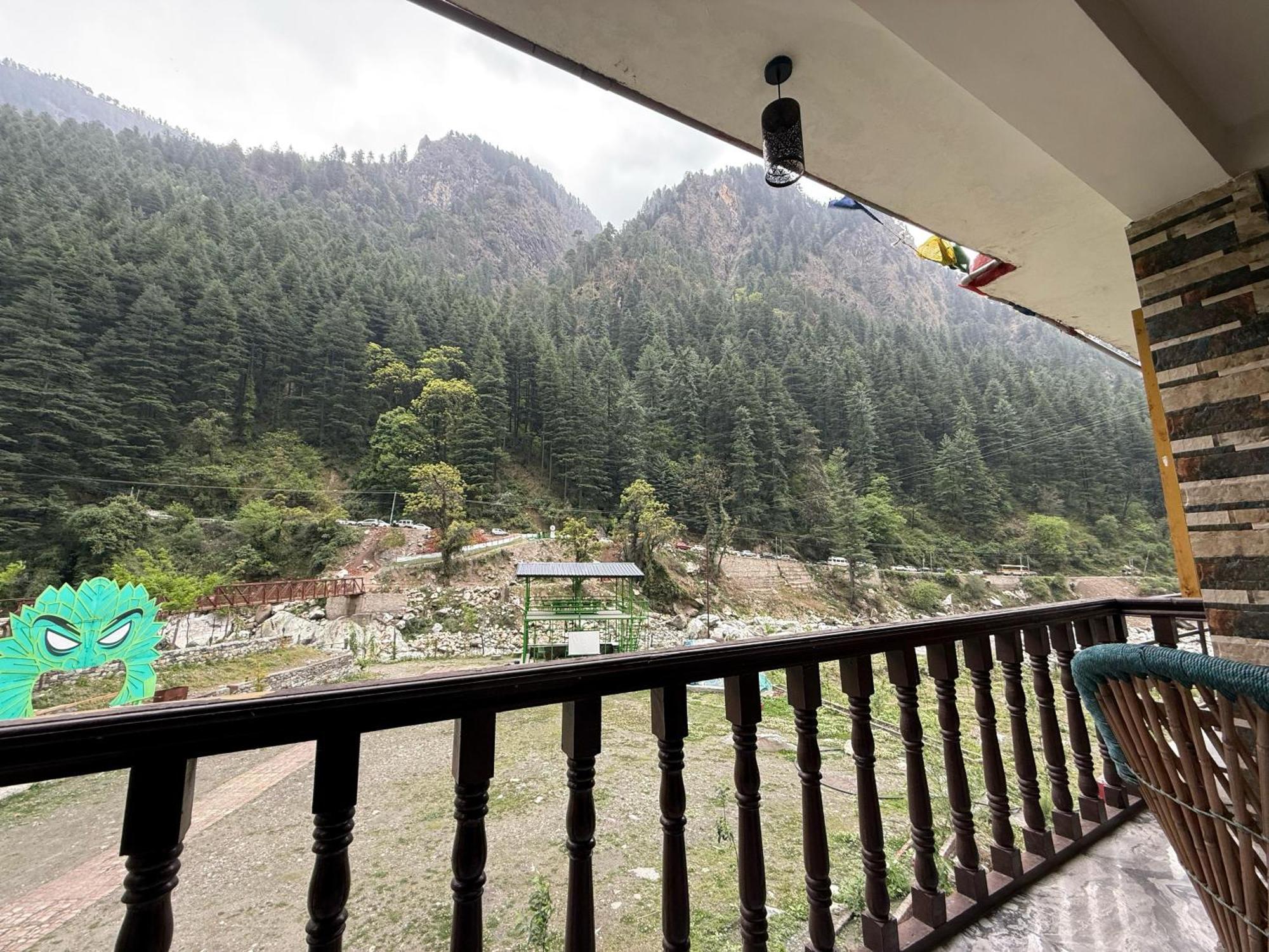 Отель Flipsyde Retreat Касоль Экстерьер фото